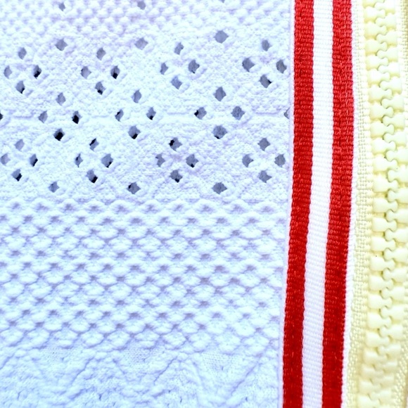 L’Etoile Zip Front Tennis Tank Top in White with Red and Yellow Trim Size Large - Picture 6 of 12